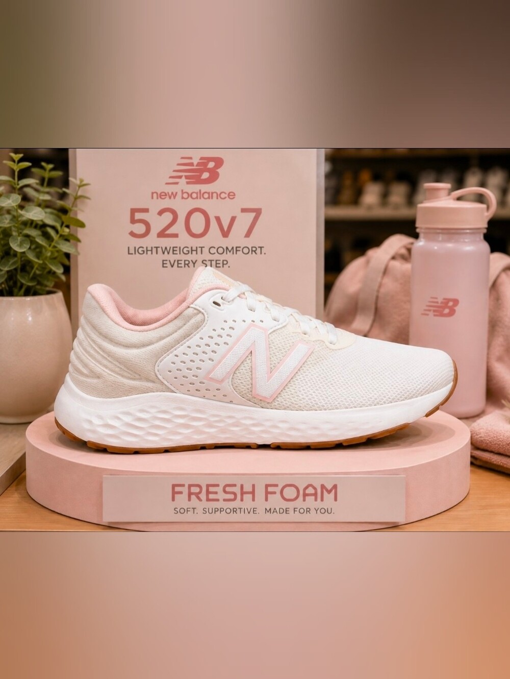 Women’s New Balance 520v7 Sneakers – Sea Salt/Pink Haze – Size 8.5 –NEW
